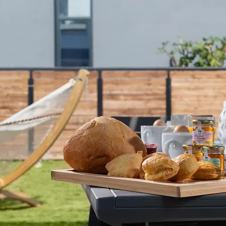 Harmony Rhodes * Ialysos (Rhodes)